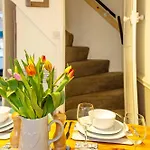 Holiday home Coastguards With Parking