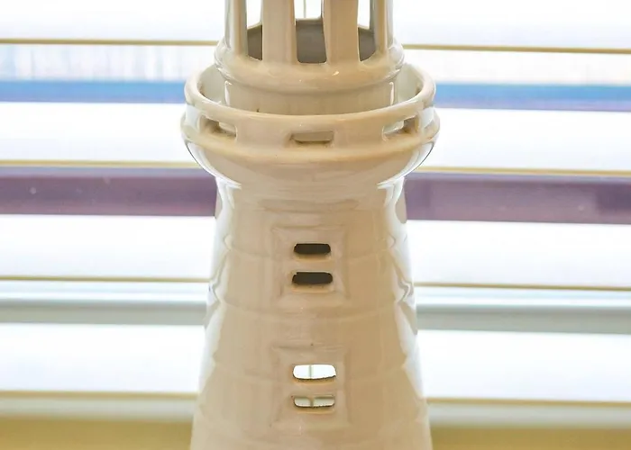 Coastguards With Parking *