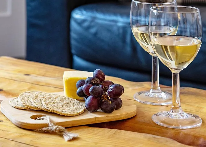 Coastguards With Parking 度假居